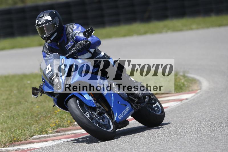 /27 12.06.2025 Ducati Schweiz Trackday Warmup  ADR/gruen-vert/4